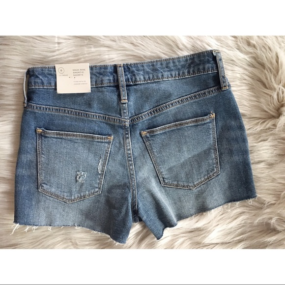 NWT High Rise Shortie Shorts - Picture 3 of 6